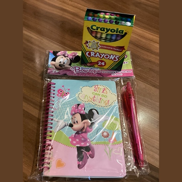 Hanukkah- Four Gifts - Ages 3+  Includes 2 Hanukkah & 2 Other Gifts - 4 gifts to - Picture 8 of 11